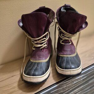 Sorely Purple Waterproof Boots  with Felt Liners